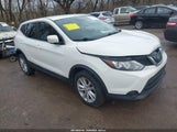 Nissan Rogue Sport S JN1BJ1CRXJW286799 снимка