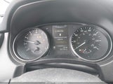 Nissan Rogue Sport S JN1BJ1CRXJW286799 снимка