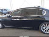 BMW 740I WBA7E2C59KB216985 photo