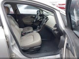 Buick Verano 1G4PP5SK0G4102578 fotografie
