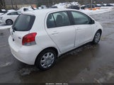 Toyota Yaris JTDKT903495255555 снимка