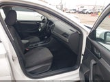 Volkswagen Jetta 1.4T R-Line/1.4T S/1.4T Se 3VWC57BU5MM015732 fotografie