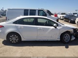 Toyota Corolla Hybrid Le JTDEAMDE2NJ036693 photo
