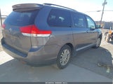 Toyota Sienna Xle V6 8 Passenger 5TDYK3DCXES480880 photo