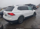 Volkswagen Tiguan 2.0T Se/2.0T Se R-Line Black/2.0T Sel 3VV3B7AX3LM080537 fotografie