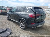 BMW X5 xDrive40I 5UXCR6C01N9M66846 fotografie