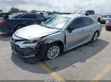 Toyota Camry Le 4T1C11AK2MU612789 photo