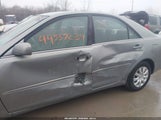 Toyota Camry Le/Xle/Se 4T1BE32K75U592440 снимка