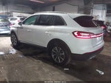 Lincoln Nautilus Standard 2LMPJ8J98PBL00739 снимка