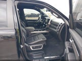 Ram  Laramie 4X4 5'7 Box 1C6SRFJT4LN340728 снимка