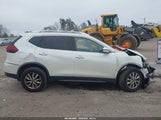 Nissan Rogue Sv JN8AT2MV7KW400882 photo