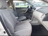 Toyota Corolla Le JTDBU4EE4B9138888 снимка