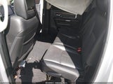 Ram  Laramie 4X4 6'4 Box 3C6UR5NL2JG127232 снимка