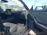 Tesla Model 3 Long Range Rear-Wheel Drive/Standard Rear-Wheel Drive 5YJ3E1EA2SF992345 fotografie