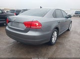 Volkswagen Passat 1.8T Wolfsburg Edition 1VWAT7A38FC018571 снимка