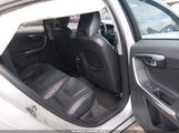 Volvo S60 T5 YV1622FS2C2129305 fotografie