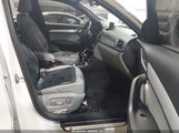 Audi Q3 2.0T Premium/2.0T Sport Premium WA1JCCFS1JR033327 photo