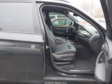 BMW X5 xDrive50I 5UXKR6C55E0C02656 снимка