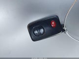Toyota Prius Three JTDKN3DU4D5684018 снимка