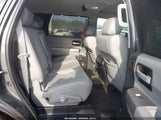 Toyota Sequoia Limited 5.7L V8 5TDJY5G11CS065336 fotografie