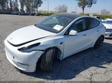 Tesla Model Y Long Range Dual Motor All-Wheel Drive 7SAYGDEE7RA215190 fotografie