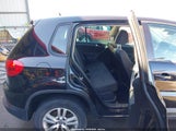 Volkswagen Tiguan S WVGAV7AX1DW528395 photo