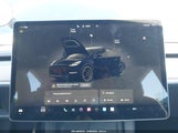 Tesla Model Y Performance Dual Motor All-Wheel Drive 7SAYGDEF6NF446684 снимка