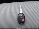 Toyota Prius C Two JTDKDTB33F1095940 снимка