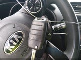 Kia Soul KNDJN2A26F7213889 fotografie