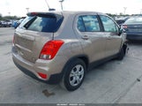 Chevrolet Trax Ls 3GNCJKSB6JL158665 снимка