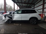 Honda Passport Awd Elite 5FNYF8H08NB013723 photo