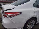 Toyota Camry Le 4T1C11AKXLU502457 photo