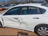 Nissan Altima 2.5 S 1N4AL3AP7FN389052 fotografie
