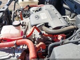 Toyota Rav4 Hybrid Xle JTMRJREV3JD247004 photo