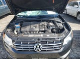 Volkswagen Passat 2.5L Sel Premium 1VWCH7A34DC040221 снимка