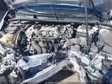 Toyota Corolla Le JTDEPRAE6LJ042509 снимка