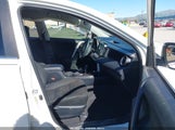 Toyota Rav4 Le JTMZFREV6HJ703235 снимка