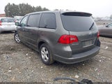 Volkswagen Routan Se 2V4RW3D15AR360002 снимка