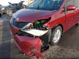 Toyota Sienna Le 7 Passenger 5TDJK3DC4CS046274 снимка