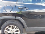 Jeep Cherokee Latitude 1C4PJMCB3FW569964 снимка