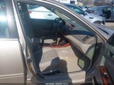 Toyota Camry Le V6 4T1BF30K62U006449 photo