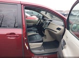 Toyota Sienna Le 5TDJK3DCXBS022009 снимка