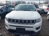 Jeep Compass Latitude 4X4 3C4NJDBB2JT167859 снимка