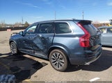 Volvo Xc90 T5 Momentum 7 Passenger YV4102PK2M1742453 photo