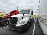 International Lt 3HSDZAPR1KN061845 снимка