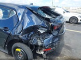 Mazda Mazda3 Preferred Package JM1BPAMM6K1140400 снимка