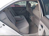 Toyota Camry Le 4T1BF3EK5AU572660 снимка