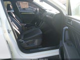 Volkswagen Tiguan 2.0T Se R-Line Black 3VVCB7AX9NM166471 photo
