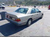 Mercedes-Benz 300 E WDBEA30D1LB194665 снимка