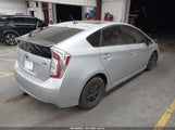 Toyota Prius Three JTDKN3DUXF0416879 снимка